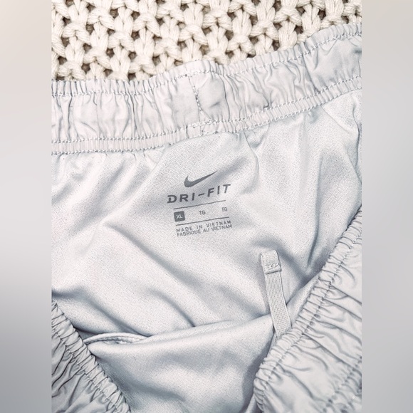 Women’s Nike Dri-Fit Shorts - Picture 3 of 3